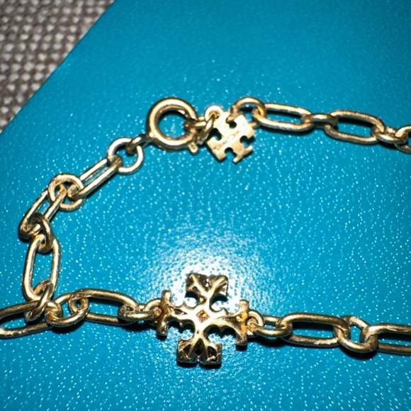 Tory Burch Gold Logo Link Necklace - Picture 3 of 5